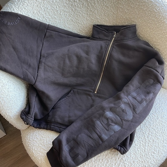 SET ACTIVE Small Half Zip Chocolate Long Sleeve Sweater - Picture 4 of 6